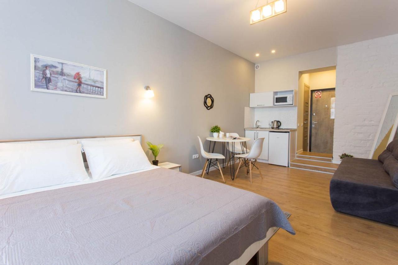 New Studio, Metro Yaroslava Mudroho And Universytet - Chernyshevska Str 95-3 Harkiv Dış mekan fotoğraf